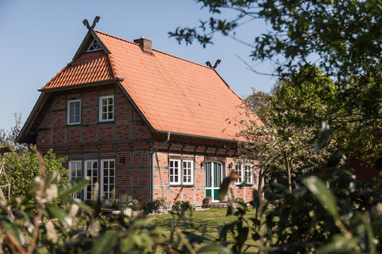 Fachwerk-Ferienhaus, Ruhe Auf Dem Land, Haustiere Willkommen, Leihfahrraeder, 24-7 Check In Kirchlinteln Exterior photo